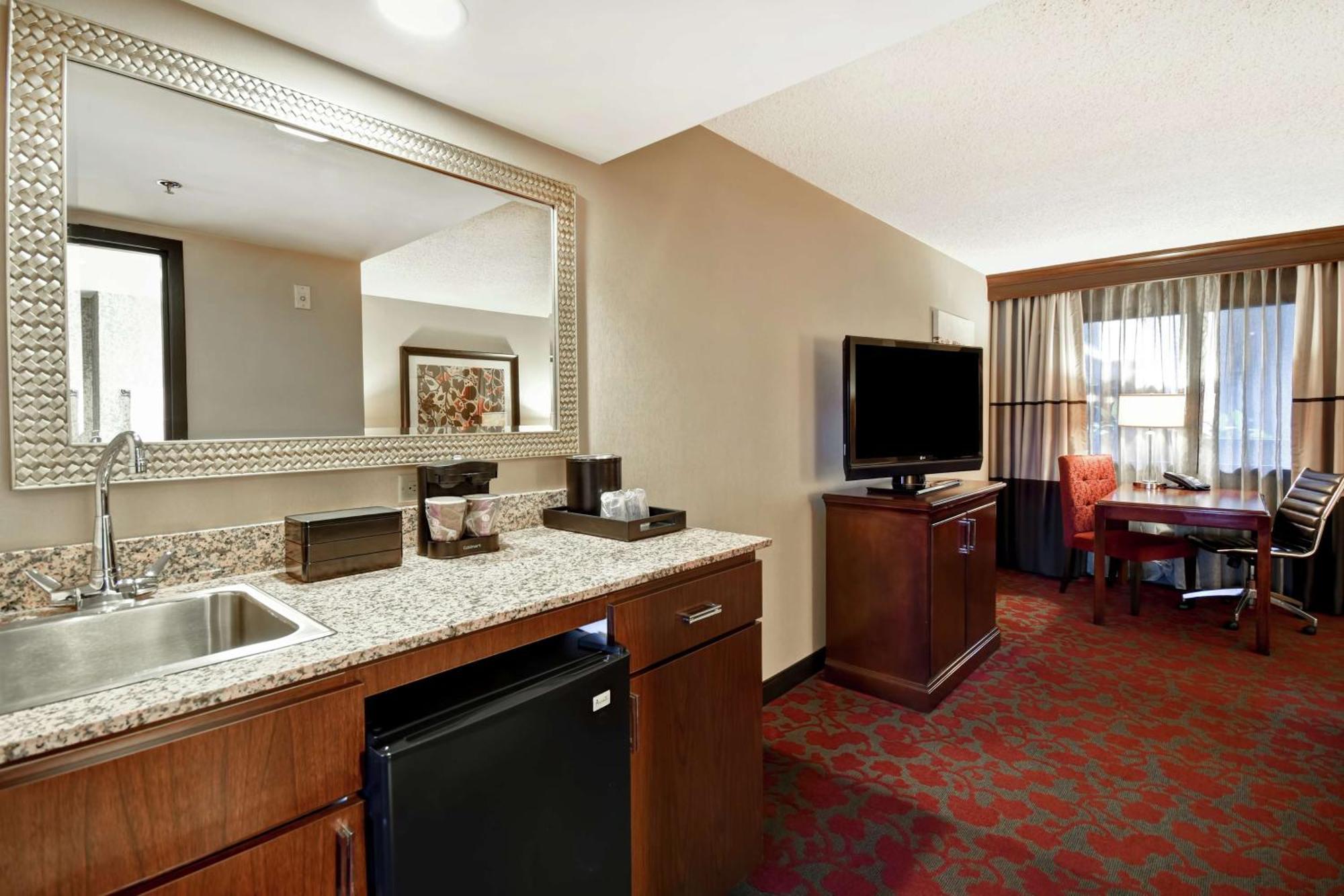 Embassy Suites By Hilton Dulles Airport Herndon Eksteriør bilde